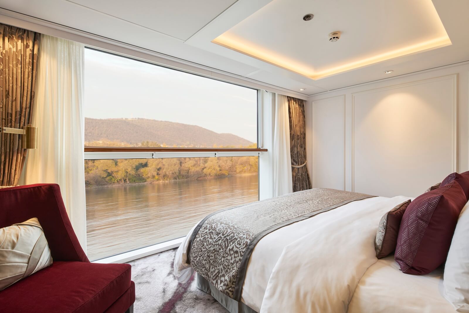 TRAVEL INTEL The Rhine River Will Welcome A New Luxury Cruise In 2024   17873 